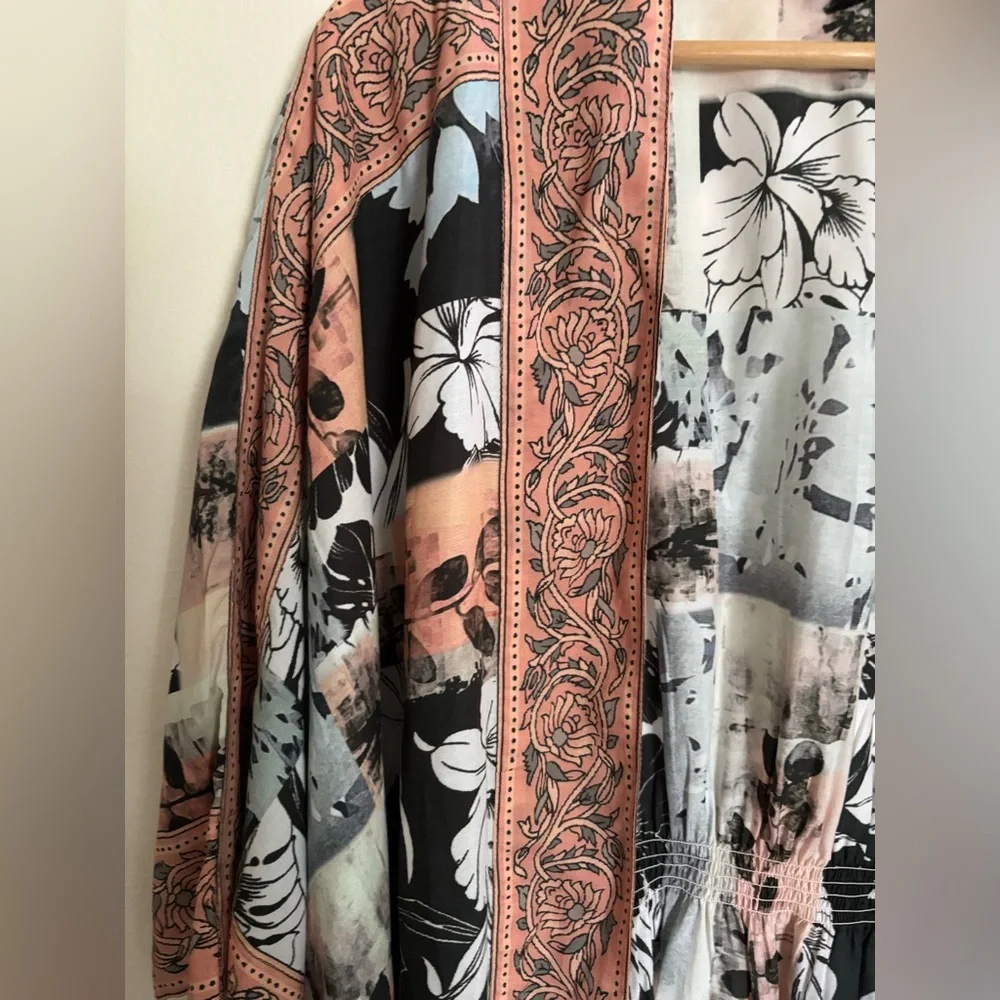 Tolani Boho Floral Open Front Kimono Top Size 2X - Picture 4 of 12